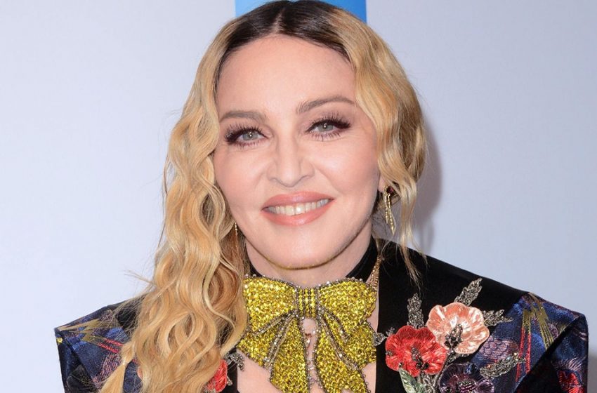  Cofre arrugado y cuerpo envejecido: Madonna, de 64 años, se mostró en todo su esplendor.