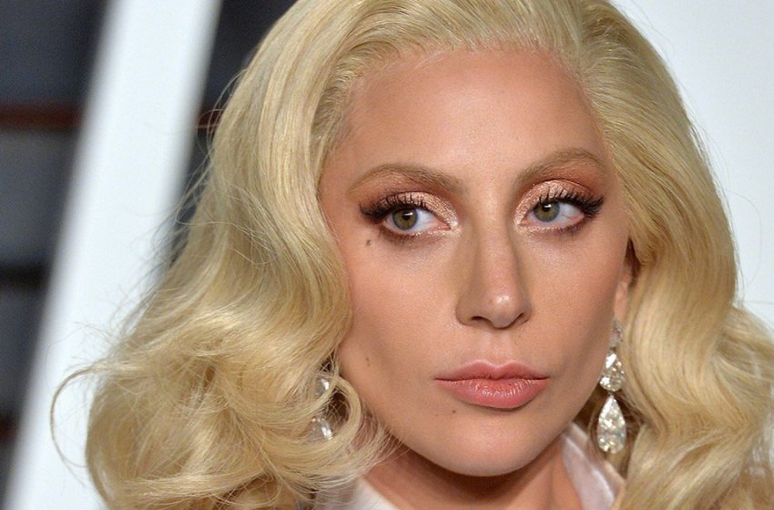  “¡La estrella es irreconocible!” Los fans expresan preocupación por la notable pérdida de peso de Lady Gaga.