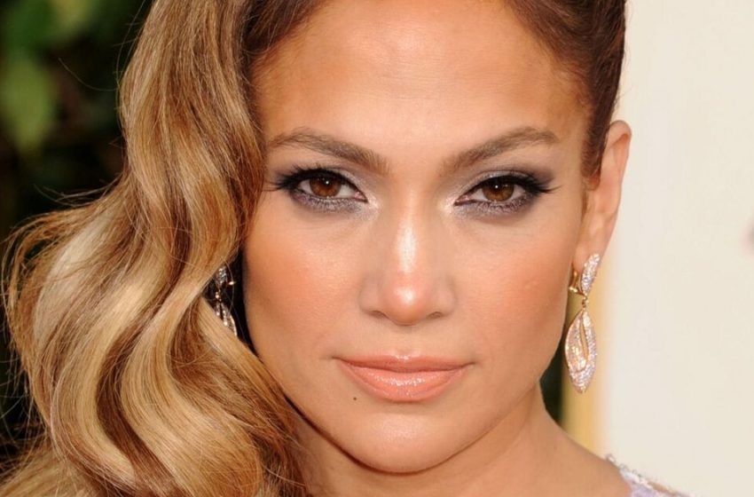  Nada en común: Los hijos de Jennifer Lopez no se parecen a su madre