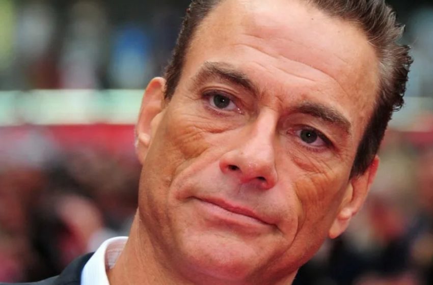  Superando a su padre: la vida de la hija de Jean-Claude Van Damme, la reina de los splits y una belleza musculosa