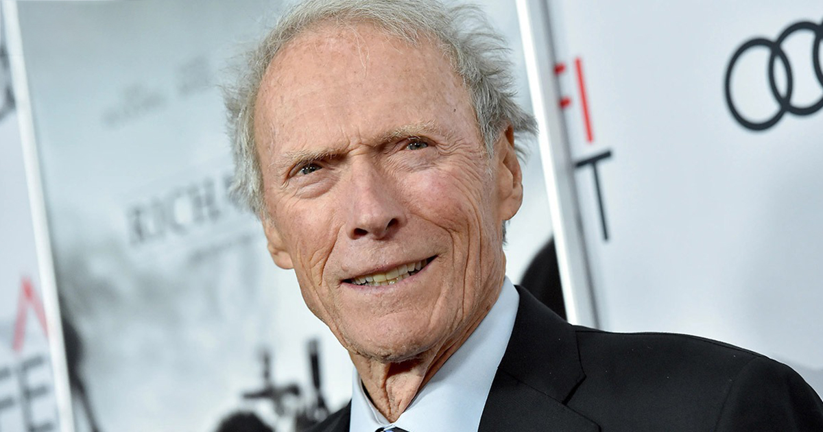 Clint Eastwood, de 93 años, presentó a su esposa, que es 33 años más joven que la leyenda de Hollywood.