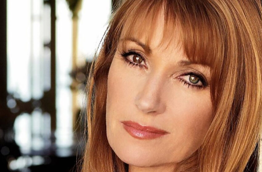  Jane Seymour hizo una reciente aparición pública mostrando su rostro real a los 72 años, y los fanáticos la elogiaron.