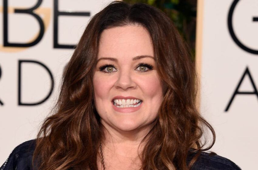  El esposo de Melissa McCarthy, después de 18 años de matrimonio, se considera a sí mismo un “hombre afortunado” a pesar de que su esposa ha sido criticada por su peso.