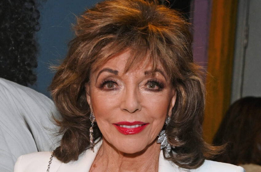 Joan Collins ha sido criticada por usar ‘rellenos’ y ‘peluca’ — Ella luce deslumbrante y se siente feliz con su esposo 32 años menor