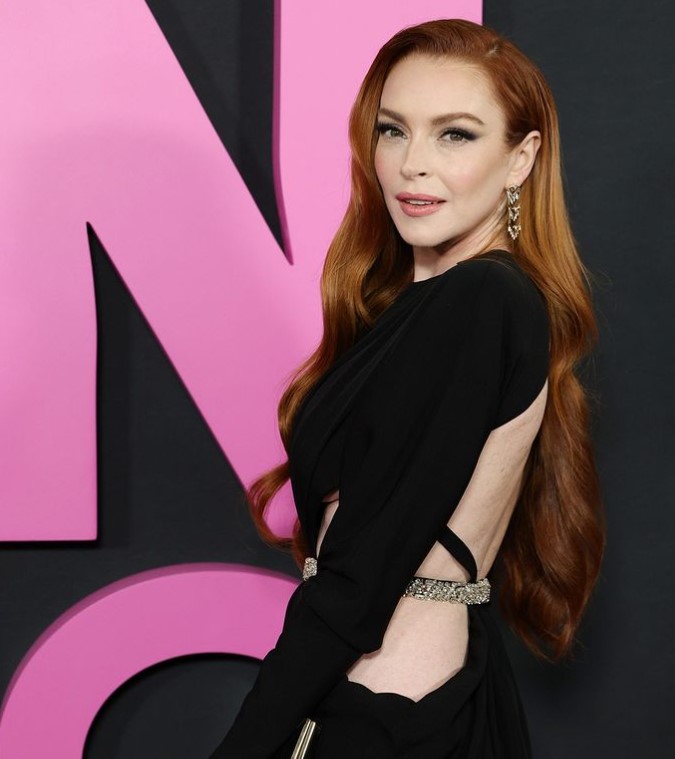 La Aparición De Lindsay Lohan En La Alfombra Roja A Los 37 Años Roba La Atención La Maternidad