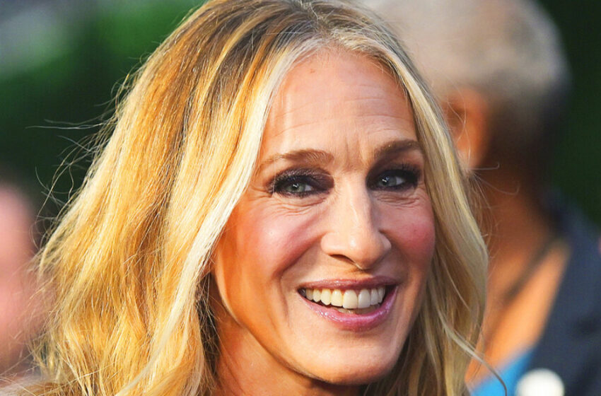  “La cintura más delgada de Hollywood”: Sarah Jessica Parker enloquece a los fanáticos con un vestido semitransparente