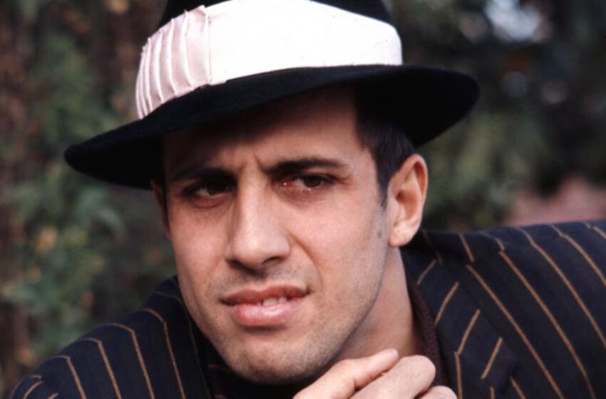  Adriano Celentano, de 86 años. Cómo lucía en su juventud y cómo luce en la actualidad