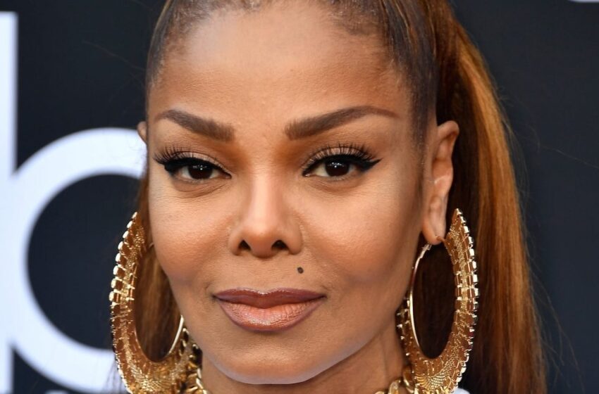  Janet Jackson dio la bienvenida a un hijo “adorable” a los 50 años y fue burlada por ser “demasiado mayor” – Fotos del niño que tiene 6