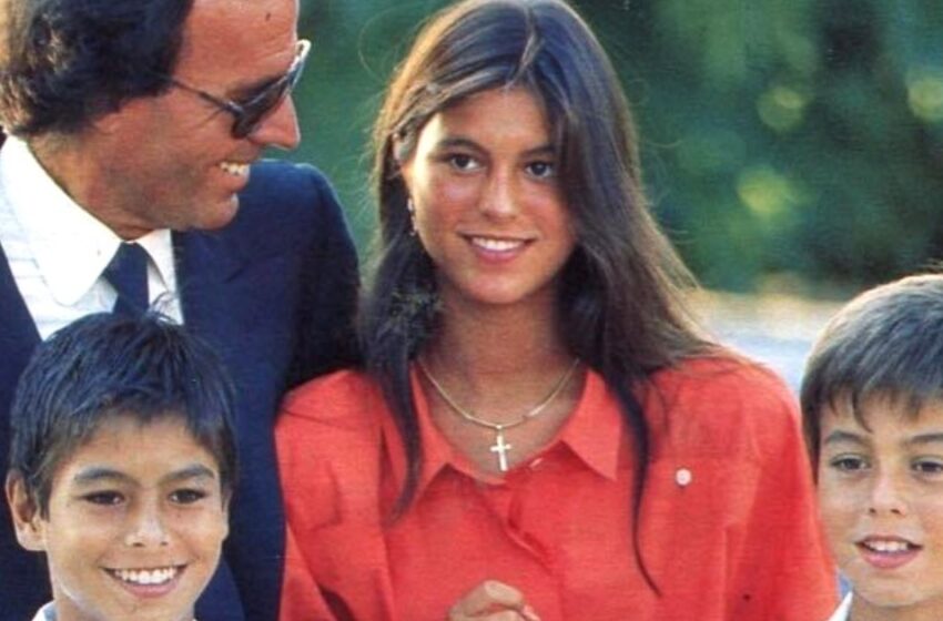  A los 72 años se puede lucir como si tuvieras 30. Iglesias impresionó con la belleza de su madre filipina de 72 años