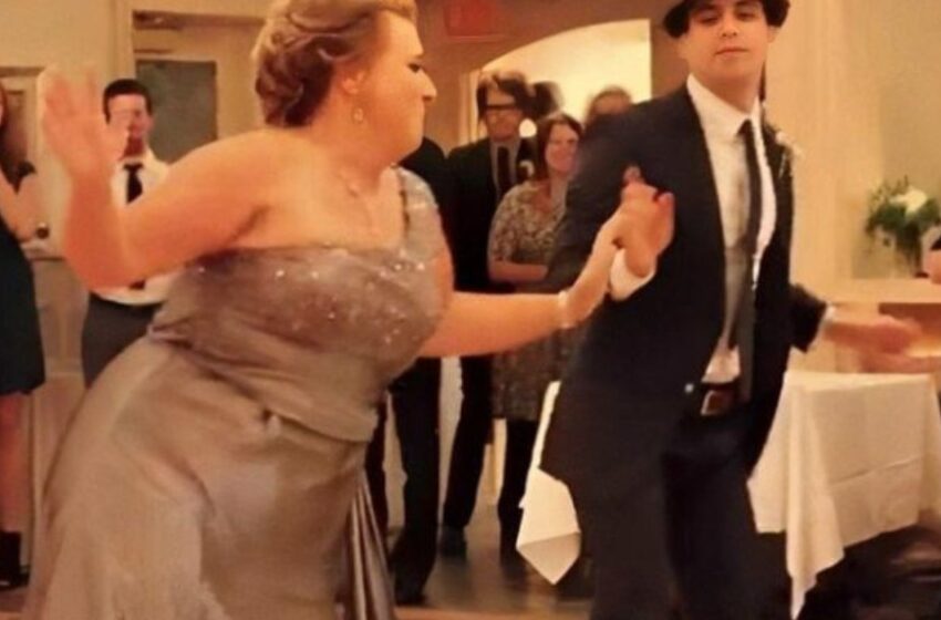 “Los Invitados Están Atónitos, La Mamá Del Novio Está Disfrutando De Su Tiempo”: ¡El video que definitivamente vale la pena ver!