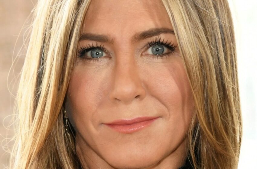  “La estrella presentó su nuevo corte de pelo corto”: ¡Las fotos de Jennifer Aniston de los People’s Choice Awards 2024 ya están en la red!