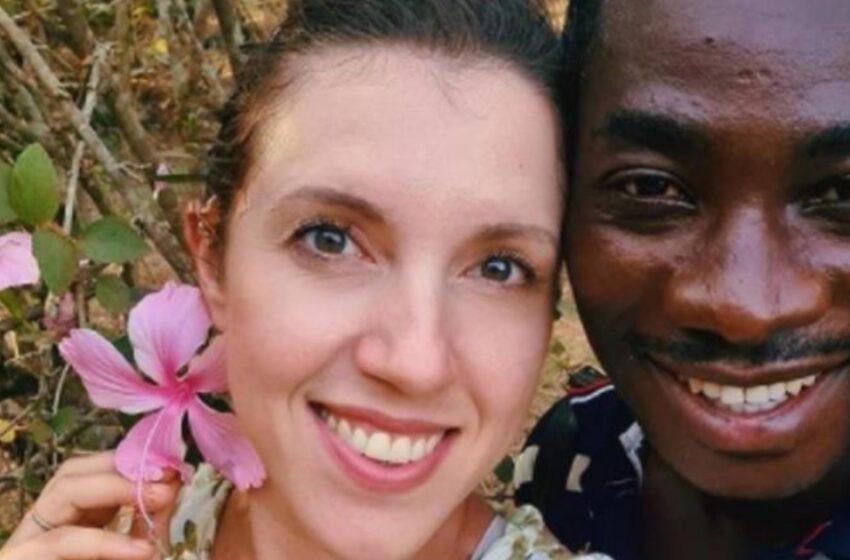  Una chica de piel clara fue a una provincia africana y se casó con un africano: ¿Cómo son los 4 hijos de una pareja interracial?