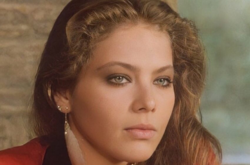  “Se niega a envejecer”: ¡Ornella Muti de 68 años fue fotografiada junto a la piscina!