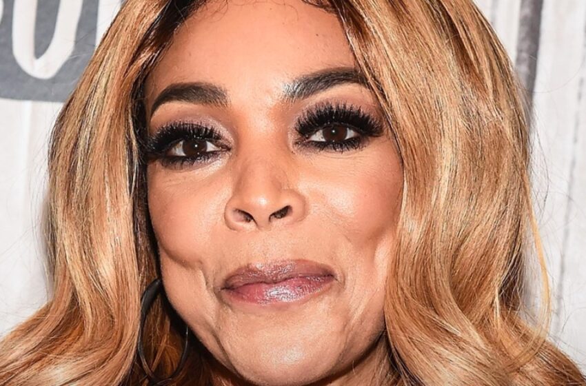  Wendy Williams se Quitó la Peluca en su Último Video: ¡Los Fans Quedaron Impactados por la Transformación de la Estrella!