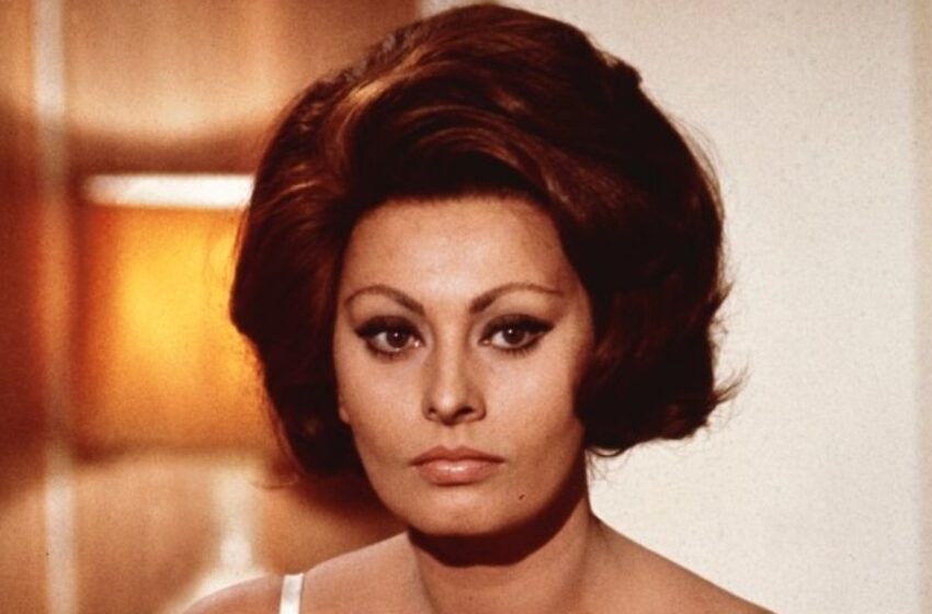  “La edad se hace sentir”: La apariencia reciente de Sophia Loren de 88 años dejó impactada a la audiencia