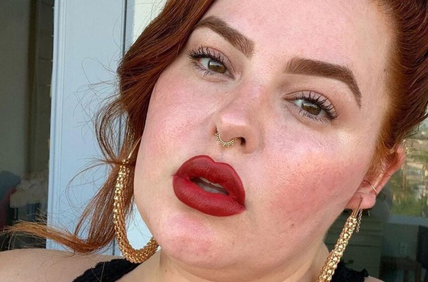 “Los fans están encantados”: ¡La estrella de 150 kilogramos mostró cómo disfruta chapoteando en la piscina!