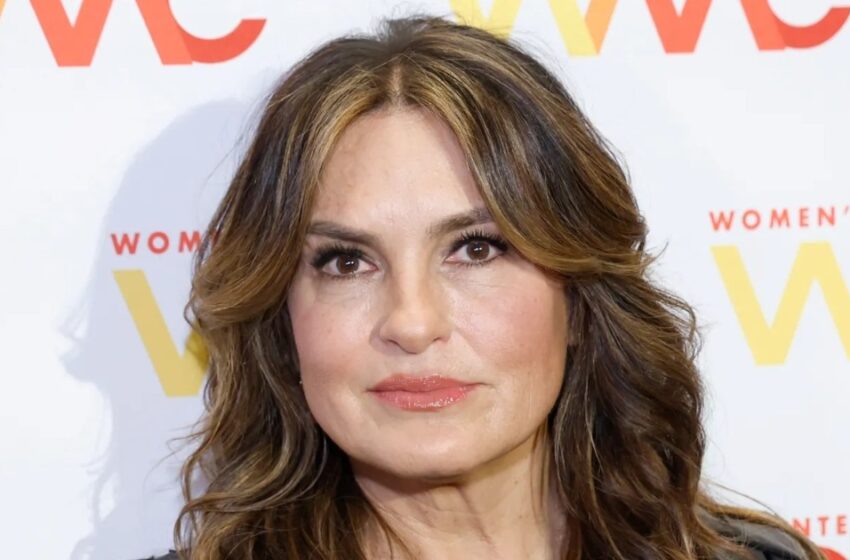  “Feliz caos familiar”: ¡Echa un vistazo dentro de la mansión de $8.7 millones de Mariska Hargitay en Nueva York!