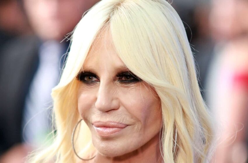  “Es Difícil de Creer, Pero Ella Era Una Belleza”: ¿Cómo Lucía la Diseñadora de Moda Italiana Donatella Versace Antes de la Cirugía Plástica?