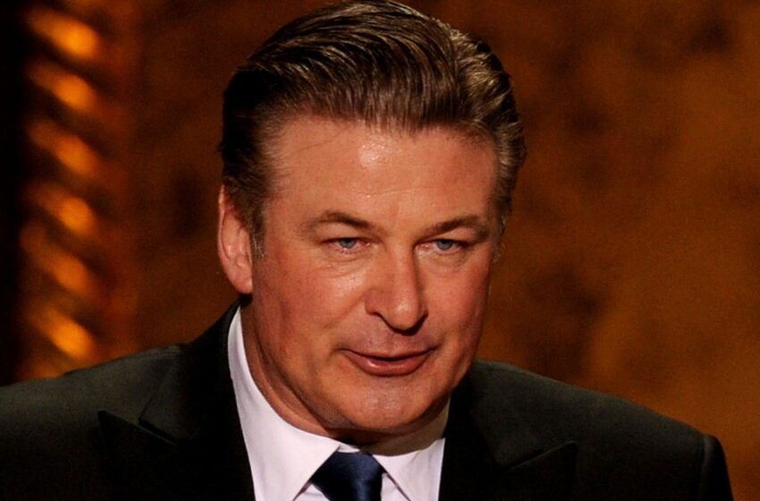  “El Actor Ha Envejecido Mucho”: ¡Los Fans No Reconocieron al Alec Baldwin de 66 Años en sus Fotos Recientes!