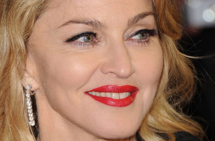  “Se ve bastante bien para su edad”: Madonna, de 65 años, mostró su apariencia juvenil compartiendo un selfie sin filtros ni retoques