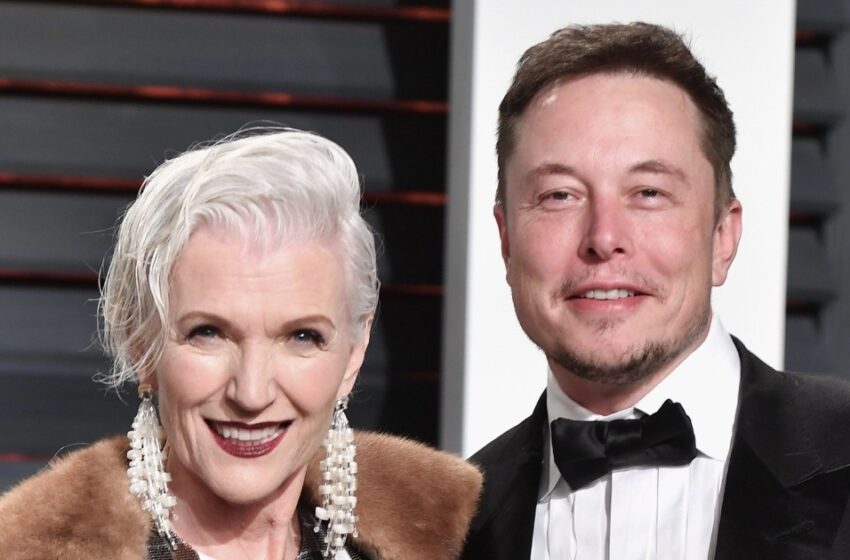  “¿Se Parecen?”: ¡La madre de Elon Musk, de 76 años, publicó una foto con su hermana gemela!