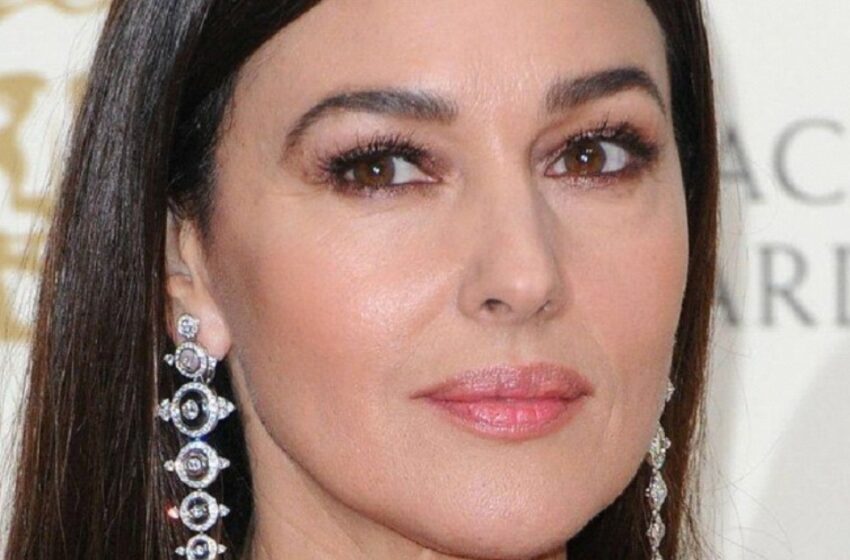  “Vuelve locos a todos”: Monica Bellucci, de 59 años, protagonizó una sesión de fotos espontánea, mostrando sus formas seductoras