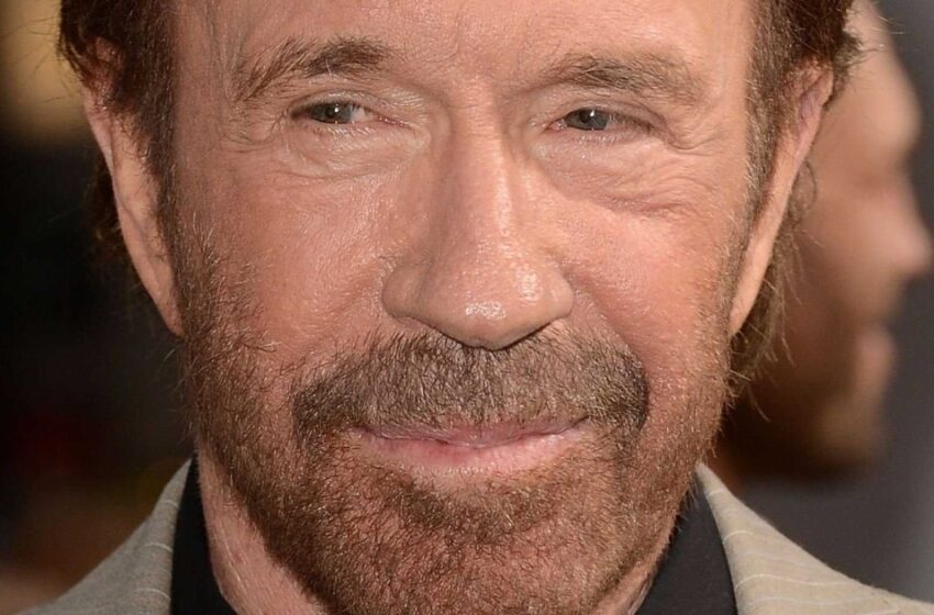  “Le Debo Mi Éxito en la Vida a una Sola Persona: Mi Madre”: ¿Cómo se Ve Ahora la Madre de 102 Años de Chuck Norris?