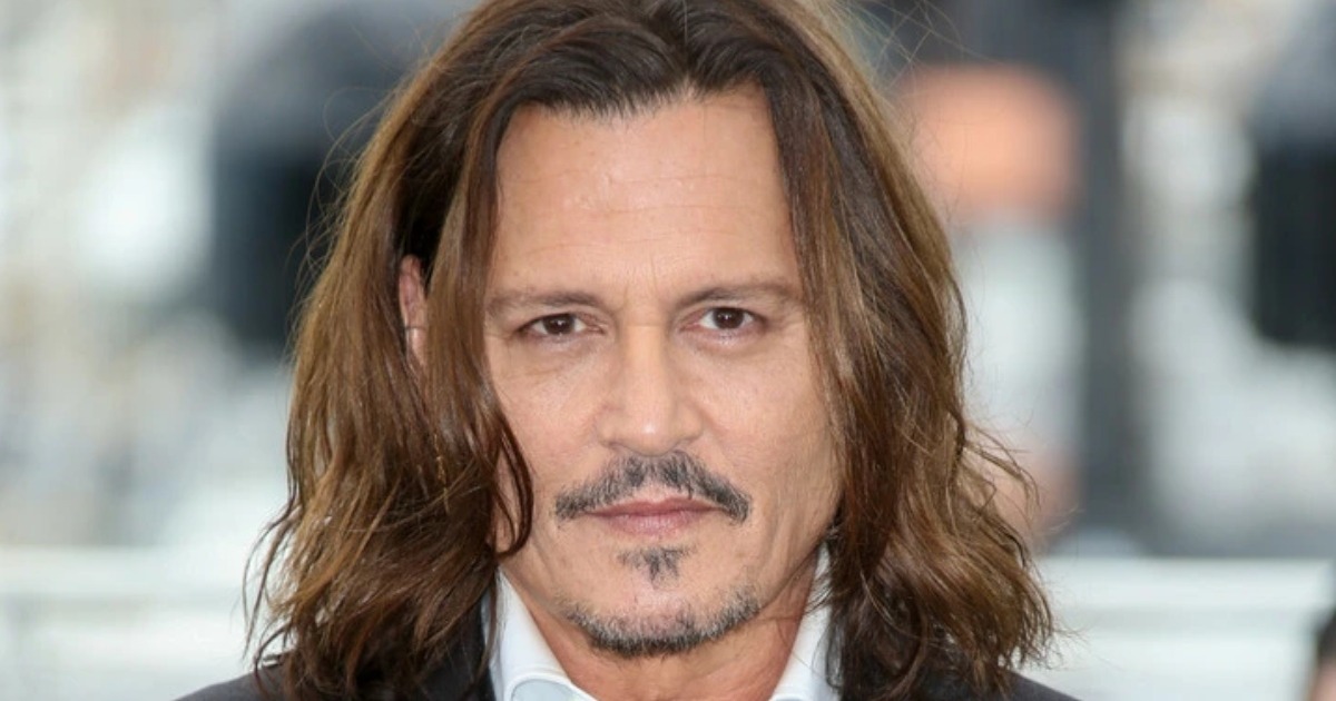 Los fans dicen que el actor ahora luce “saludable”: ¿Cómo se ve Johnny Depp con su nuevo corte de pelo corto?