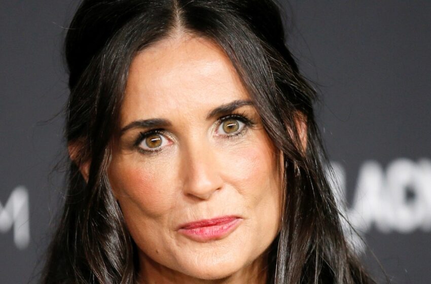  “Como una mariposa flor”: Demi Moore, de 61 años, robó el espectáculo en la Gala del Met 2024 apareciendo en un vestido “especial”