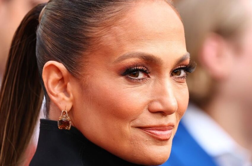 “¡Finalmente, vimos su rostro sin filtros”: Los fanáticos inundaron las fotos recientes de Jennifer Lopez con comentarios burlones!”