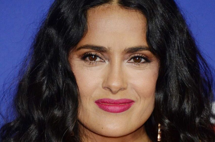 “No se parece en nada a su hermosa mamá estrella”: Salma Hayek compartió una foto rara con su única hija.