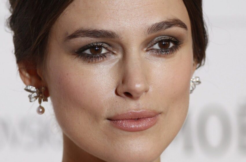 “Los paparazzi estaban en el lugar exacto en el momento exacto”: ¡Keira Knightley fue capturada sin maquillaje paseando por la ciudad con su hija!