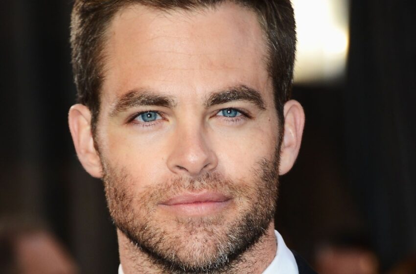 “Un Hombre Barbudo Con El Pelo Largo y Desaliñado”: ¿Por Qué Chris Pine Ha Envejecido Tan Drásticamente?