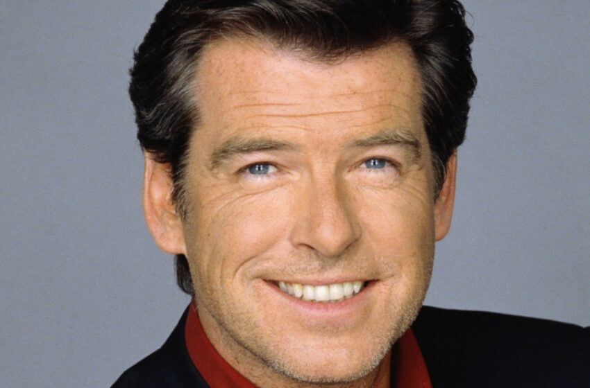“El Actor Que Antes Era Tan Elegante y Apuesto Se Convirtió en un Hombre Delgado y Arrugado de Cabello Gris”: ¡Los Fanáticos No Reconocieron a Brosnan Paseando por Los Ángeles!