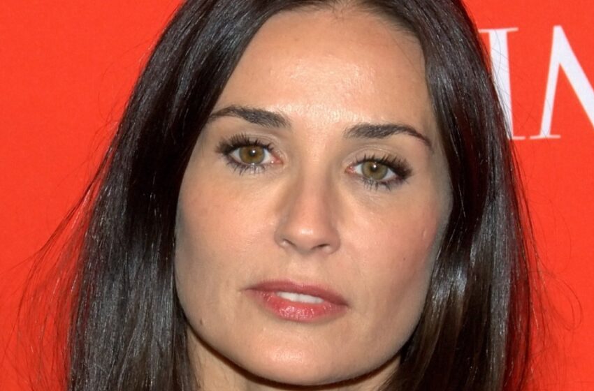 “Su Belleza es Atemporal”: ¡Demi Moore, de 61 Años, Mostró su Figura Impecable con un Vestido Corsé en Cannes!
