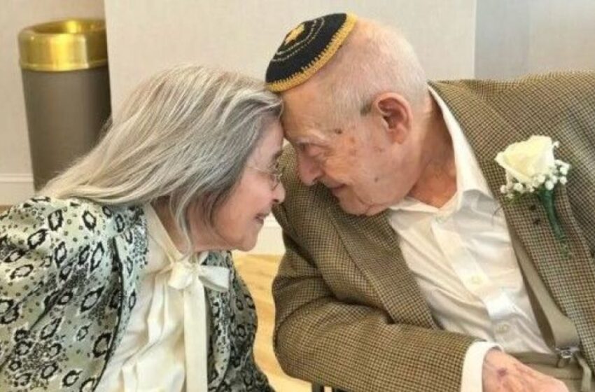 “Nunca Es Tarde Para Amar”: ¡Señora de 102 Años Se Casó Con Su Amado de 100 Años en el Hogar de Ancianos!