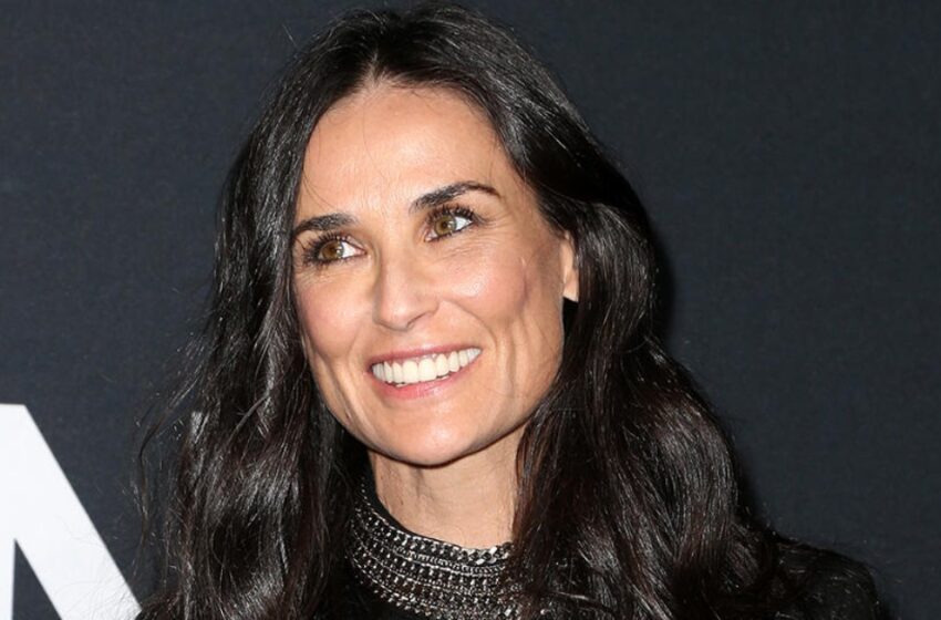 Demi Moore, de 61 años, brilla como nunca antes, pero la gente notó el mismo detalle