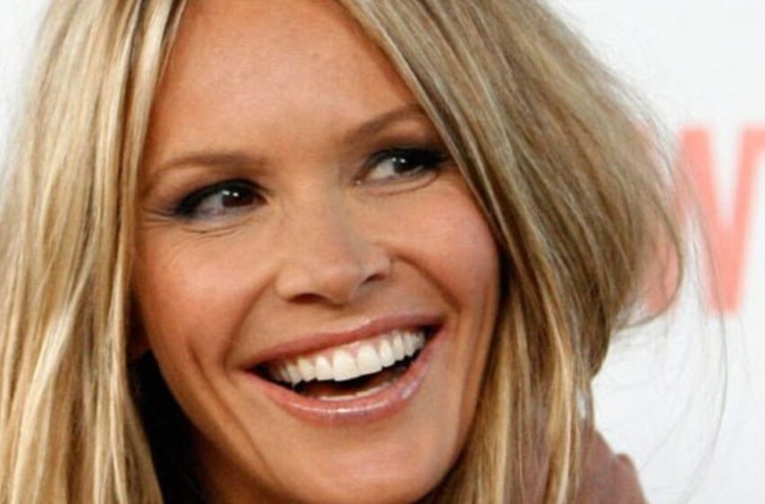 “¡Ella Tiene La Cintura Más Delgada de Australia!”: ¡Elle Macpherson de 60 Años en un Vestido “Desnudo” Avergonzó Incluso a los Hombres!
