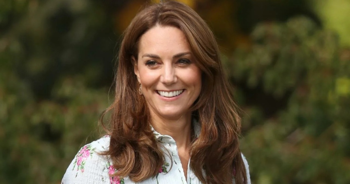 “Bonita Figura y Piernas Largas”: ¡Las Fotos Picantes de Kate Middleton Sorprendieron a la Gente!