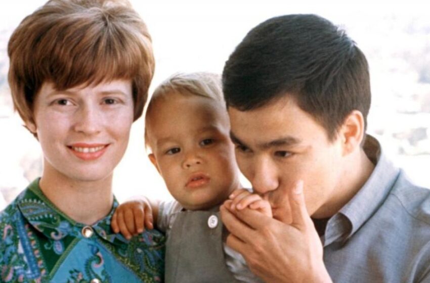 “Ella solo tenía 4 años cuando su papá falleció”: ¿Cómo luce la hija de Bruce Lee, que tiene 55 años y cuyo padre murió a los 32?