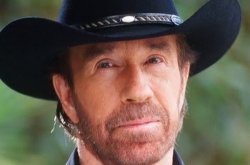 Chuck Norris a lo largo de los años: Una transformación de fuerza y estilo.