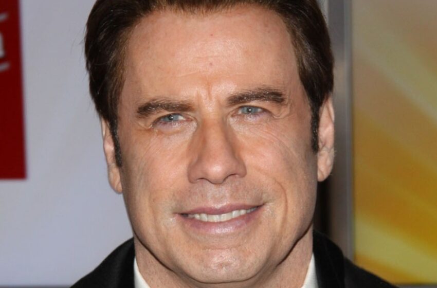 “Imágenes Espejo el Uno del Otro”: John Travolta y su Hija Ella Capturan Toda la Atención