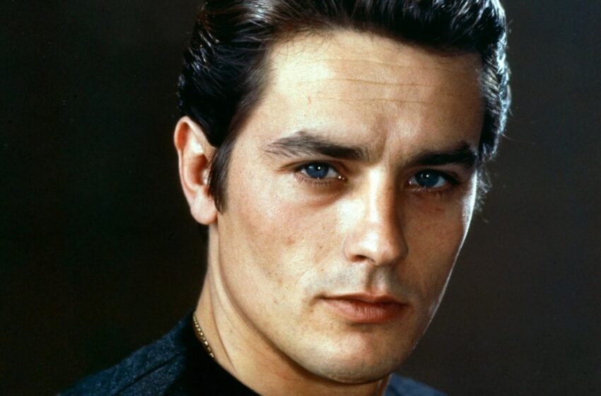  “Despedida a una Leyenda”: Alain Delon, El Galán que Definió una Era, Fallece a los 89 Años