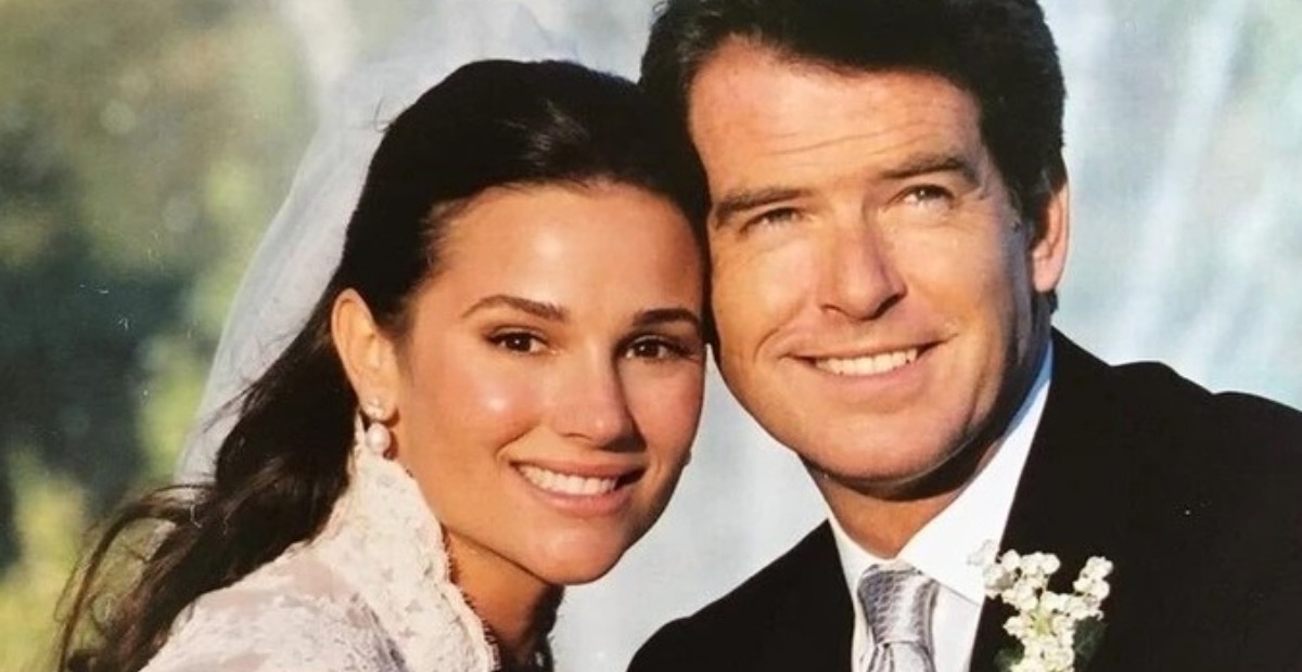 “Mi Norte, Mi Sur, Mi Este y Oeste”: Pierce Brosnan Compartió un Mensaje Emotivo a Su Esposa y Publicó Nuevas Fotos Juntos!