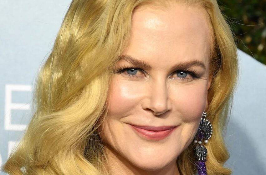  “Con un Vestido Desabotonado y Sin Sujetador”: ¡Nicole Kidman, de 57 Años, en la Portada de la Famosa Revista!