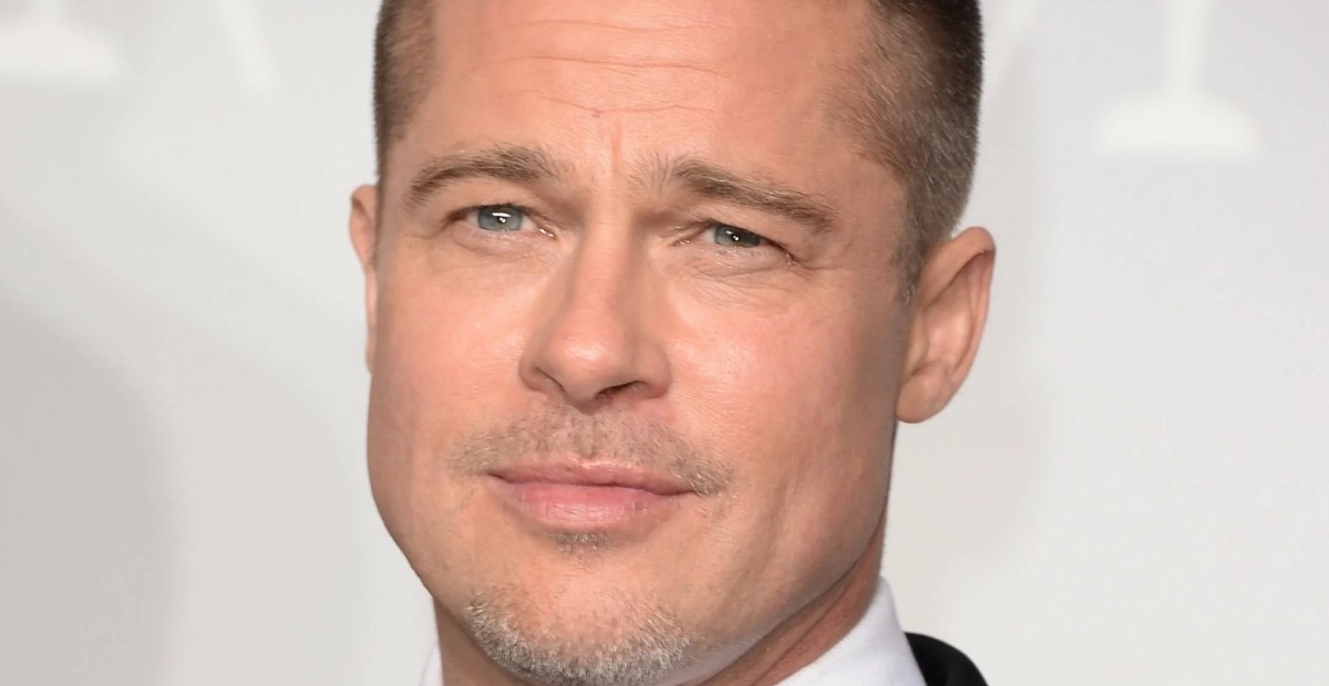 Brad Pitt Caminó Por La Alfombra Roja Por Primera Vez Con Su Nueva Novia, Inés de Ramón: ¿Cuál Fue La Reacción de Jolie?