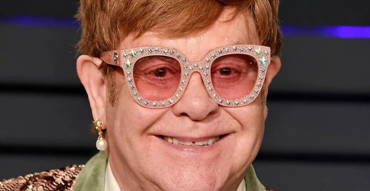 Elton John, a los 77 años, está lidiando con graves problemas de visión: ¡Detalles sobre el estado de salud del legendario músico!