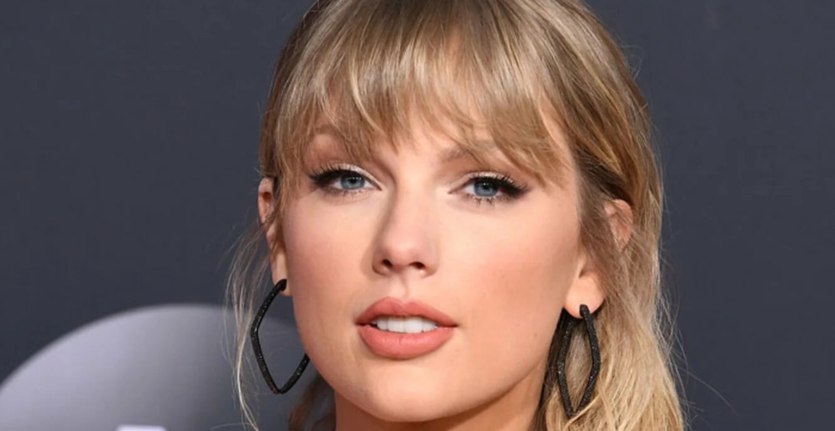 Usuarios critican la apariencia de Taylor Swift: “Demasiado peso y un top corsé ‘de mal gusto’”