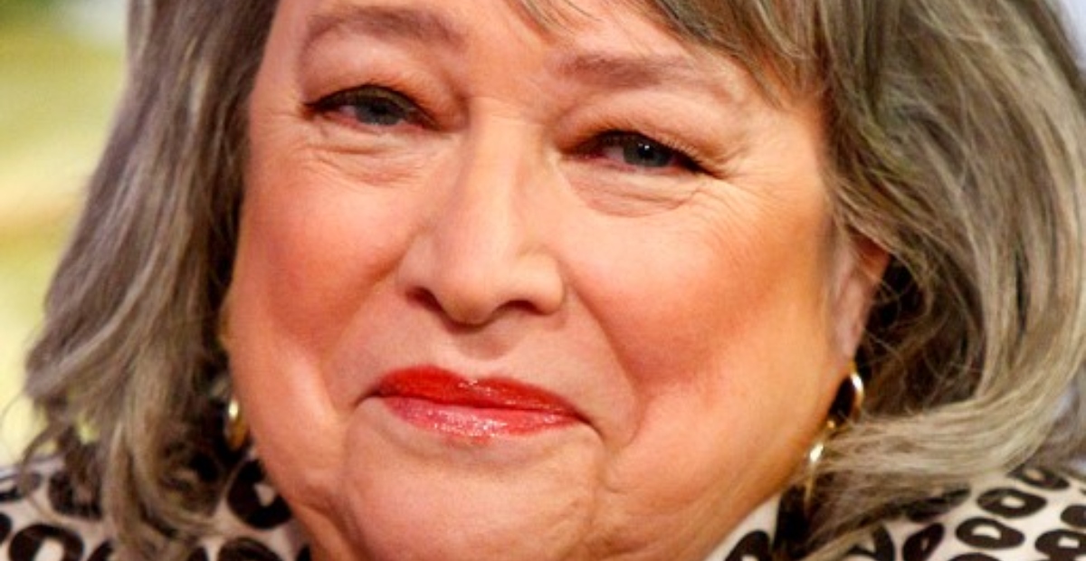 Kathy Bates, de 76 años, sorprende a sus fans con su apariencia notablemente delgada: ¿cómo luce ahora?