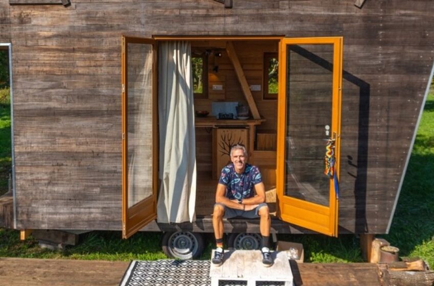  “¡Un uso ingenioso del espacio!”: Integración de una pared de escalada en la casa pequeña Bonsai – ¿Cómo se ve?